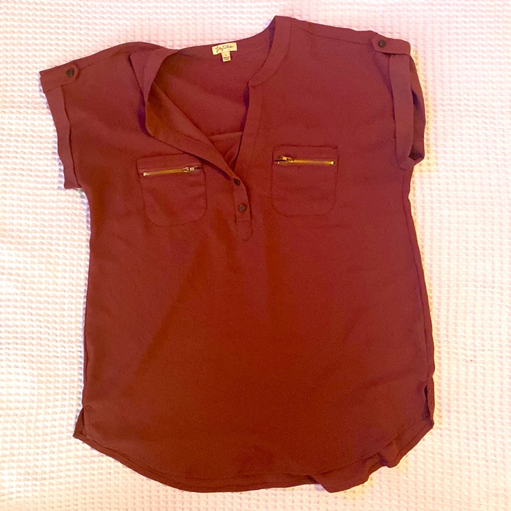 *5 for $20!* Lilly White blouse rose/rust color with gold feature size  L
